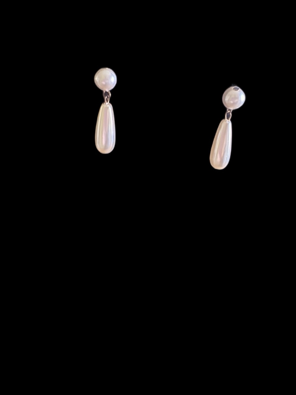 Pearl Teardrop Drop Earrings - White